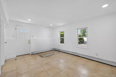 370 Chelsea Avenue, West Babylon, NY 11704 - Photo 26