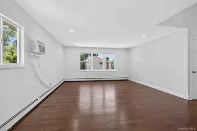 370 Chelsea Avenue, West Babylon, NY 11704 - Photo 8