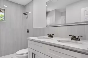370 Chelsea Ave, West Babylon, NY 11704 - Photo 16