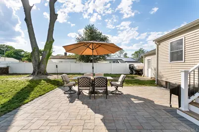 96 Columbus Avenue, Farmingville, NY 11738 - Photo 24