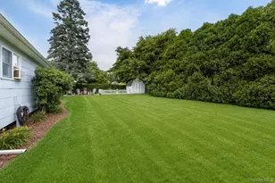 119 Stuyvesant Dr, Port Jefferson Station, NY 11776 - Photo 20