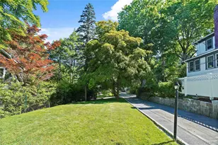 80 Bischoff Ave, Chappaqua, NY 10514 - Photo 2