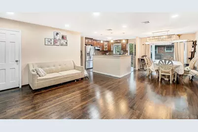 57 1st Street, Hicksville, NY 11801 - Photo 10