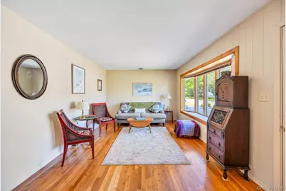 256 W 4th Street, Deer Park, NY 11729 - Photo 8