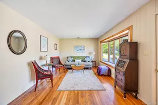 256 W 4th St, Deer Park, NY 11729 - Photo 8