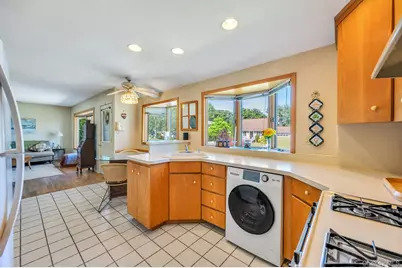 256 W 4th Street, Deer Park, NY 11729 - Photo 18