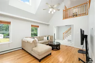 22 Elm Rd, Lake Peekskill, NY 10537 - Photo 8