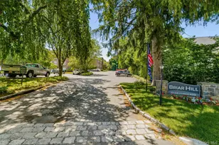 225 Schrade Rd, Briarcliff Manor, NY 10510 - Photo 2
