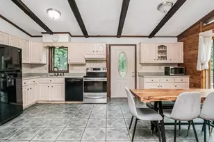 20 Ernst Rd, Cortlandt Manor, NY 10567 - Photo 4