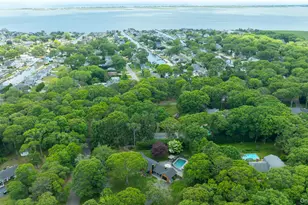 19 Groveland Ave, East Quogue, NY 11942 - Photo 38