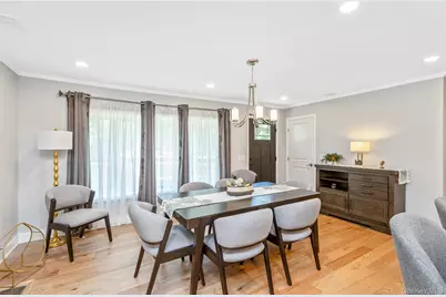 19 Groveland Avenue, East Quogue, NY 11942 - Photo 6