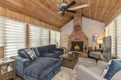 19 Groveland Avenue, East Quogue, NY 11942 - Photo 14
