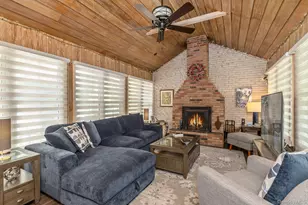19 Groveland Ave, East Quogue, NY 11942 - Photo 14