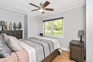 19 Groveland Ave, East Quogue, NY 11942 - Photo 26