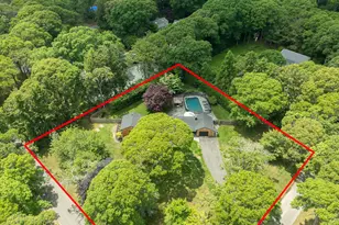 19 Groveland Ave, East Quogue, NY 11942 - Photo 44