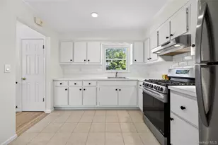 9 16th St, Bayville, NY 11709 - Photo 10