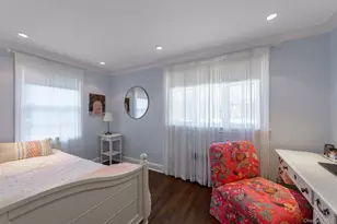 47 Whistler Rd, Manhasset, NY 11030 - Photo 18
