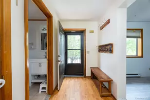 7604 Chelsea Cove N, Hopewell Junction, NY 12533 - Photo 4