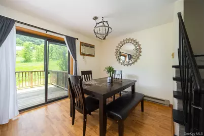 7604 Chelsea Cove N, Hopewell Junction, NY 12533 - Photo 8