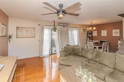 6702 Chelsea Cove N, Hopewell Junction, NY 12533 - Photo 8
