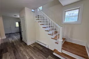 174 Center St, Ellenville, NY 12428 - Photo 2