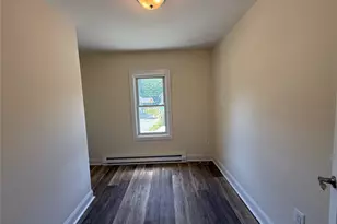 174 Center St, Ellenville, NY 12428 - Photo 12