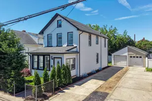 55 Hartwell Pl, Woodmere, NY 11598 - Photo 2