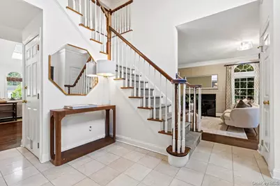 32 Rolling Ridge Road, White Plains, NY 10605 - Photo 4