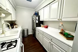 218 Pointe Circle, Coram, NY 11727 - Photo 6