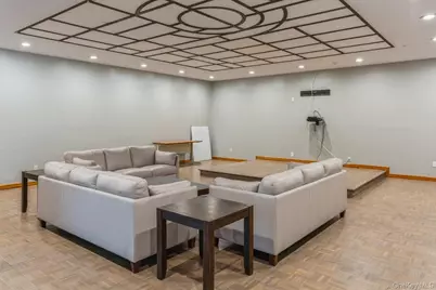 218 Pointe Circle #218, Coram, NY 11727 - Photo 12
