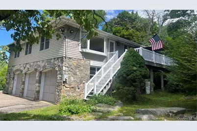 248 W Lake Boulevard, Mahopac, NY 10541 - Photo 2