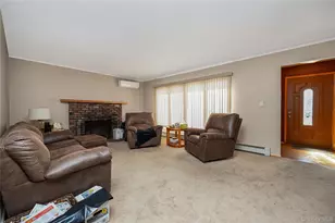 42 Buchanan Ave, Amityville, NY 11701 - Photo 2