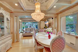 33 Country Village Ln, Manhasset Hills, NY 11040 - Photo 10