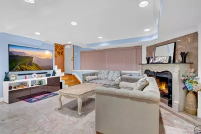 33 Country Village Lane, Manhasset Hills, NY 11040 - Photo 22