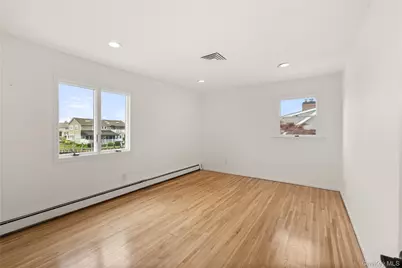 154 Sunset Drive, Sayville, NY 11782 - Photo 14