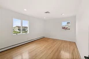154 Sunset Dr, Sayville, NY 11782 - Photo 14