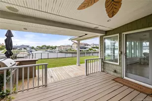154 Sunset Dr, Sayville, NY 11782 - Photo 24