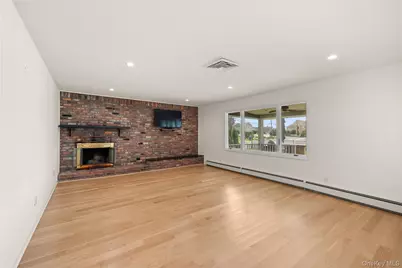 154 Sunset Drive, Sayville, NY 11782 - Photo 10