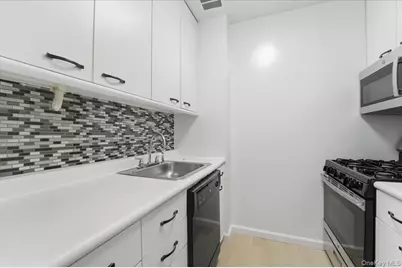 350 W 50th Street #6N, New York (Manhattan), NY 10019 - Photo 22