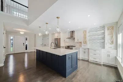 21 Vantage Court, Port Jefferson, NY 11777 - Photo 8