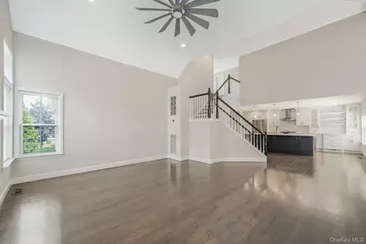 21 Vantage Court, Port Jefferson, NY 11777 - Photo 14