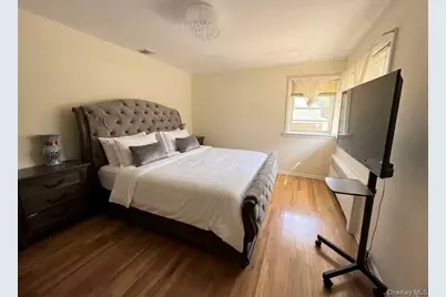 25 Reed Lane, Westbury, NY 11590 - Photo 10
