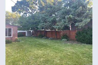 25 Reed Lane, Westbury, NY 11590 - Photo 20