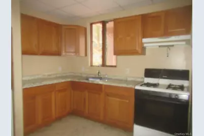 70 Deer Trail N, Greenwood Lake, NY 10925 - Photo 18