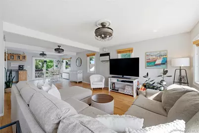 107 E Shore Road, Lindenhurst, NY 11757 - Photo 12