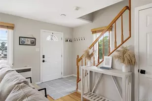 107 E Shore Rd, Lindenhurst, NY 11757 - Photo 24