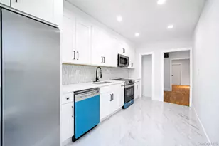 122-12 Montauk St, Springfield Gardens, NY 11413 - Photo 38