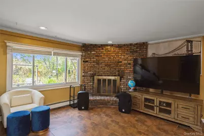 5 Highpoint Drive, Huntington, NY 11743 - Photo 20