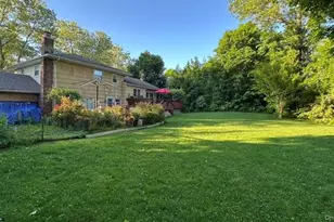 5 Highpoint Dr, Huntington, NY 11743 - Photo 10
