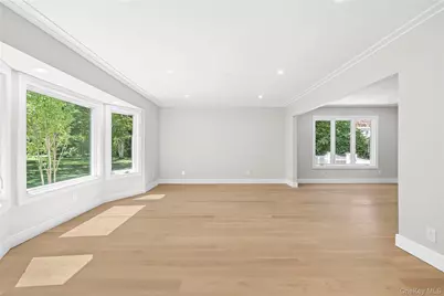 6 Washington Avenue, Dix Hills, NY 11746 - Photo 6